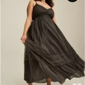 Torrid SZ 00 NEW Festi Lace-Trim Maxi Dress